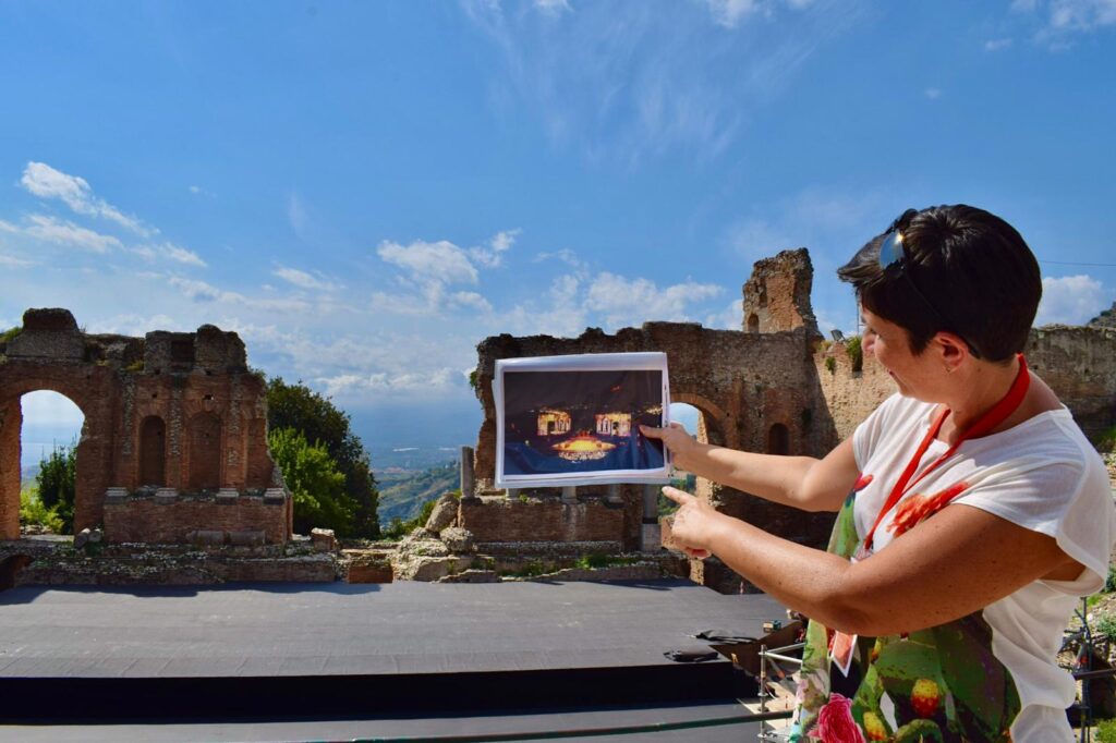 Cristina Guida turistica Sicilia Taormina