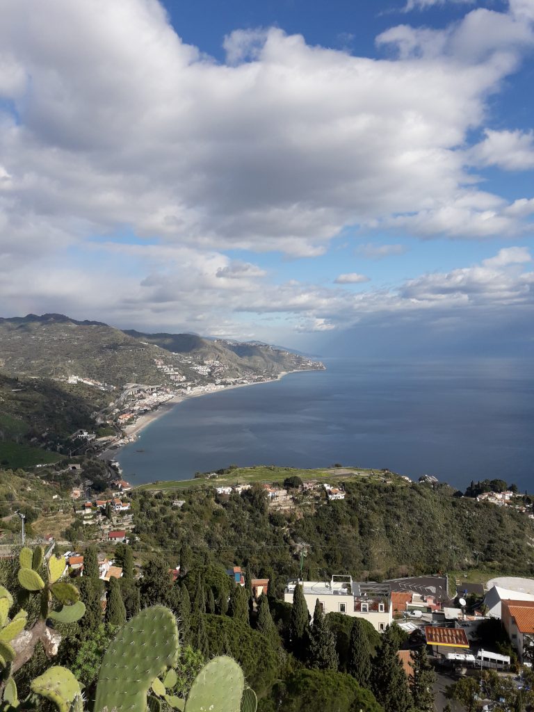 things to do in taormina