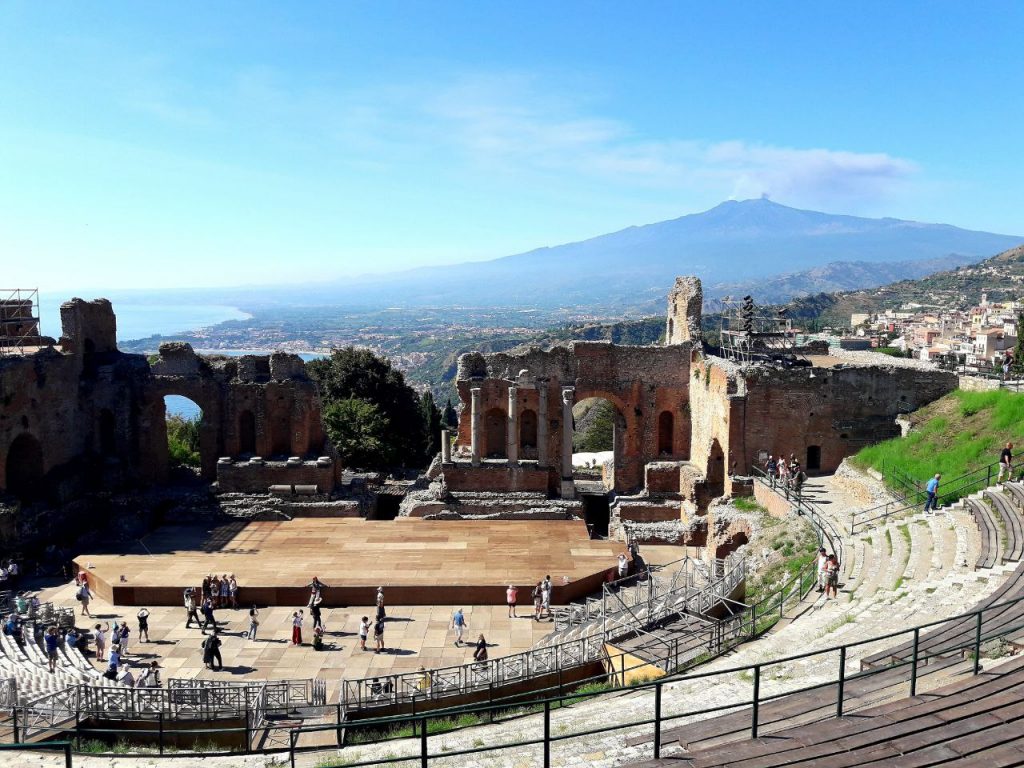 things to do in taormina