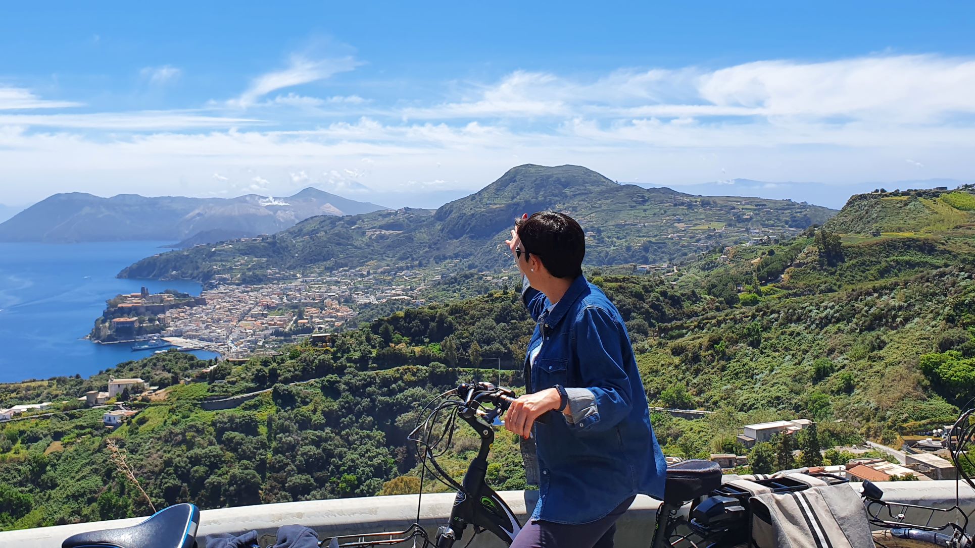 Tour guidato di Lipari in e-bike 